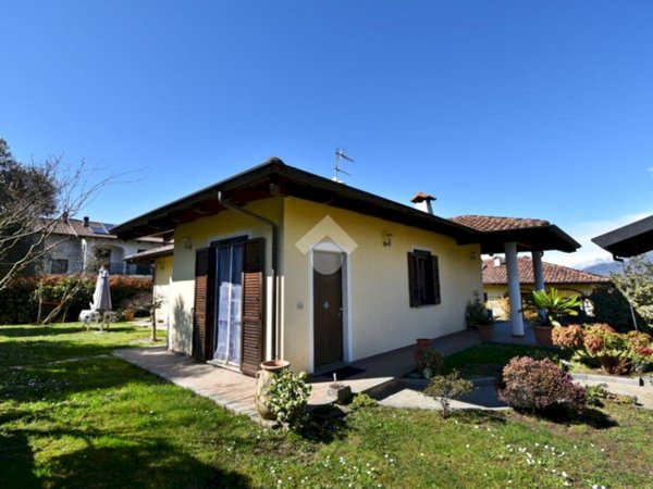 casa indipendente in vendita ad Albiano d'Ivrea