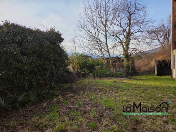casa indipendente in vendita ad Albiano d'Ivrea