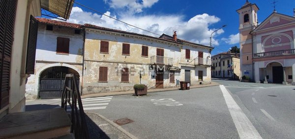 casa indipendente in vendita ad Albiano d'Ivrea