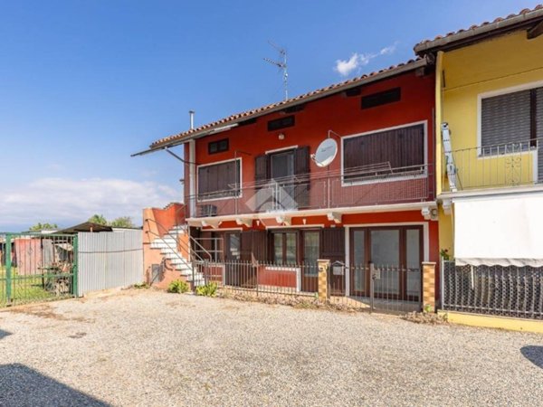 casa indipendente in vendita ad Albiano d'Ivrea
