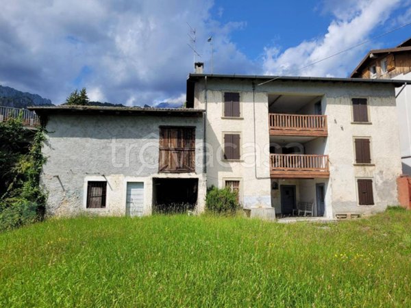 casa indipendente in vendita a Castione della Presolana