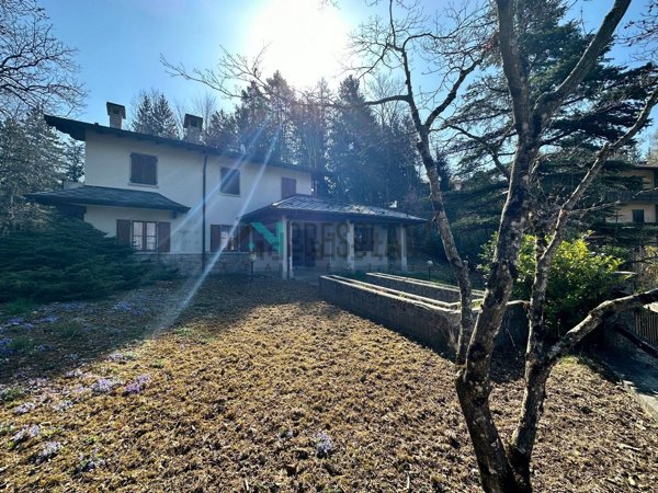 casa indipendente in vendita a Castione della Presolana