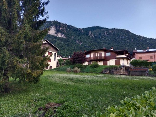 villa in vendita a Castione della Presolana