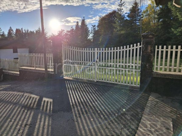 casa indipendente in vendita a Castione della Presolana