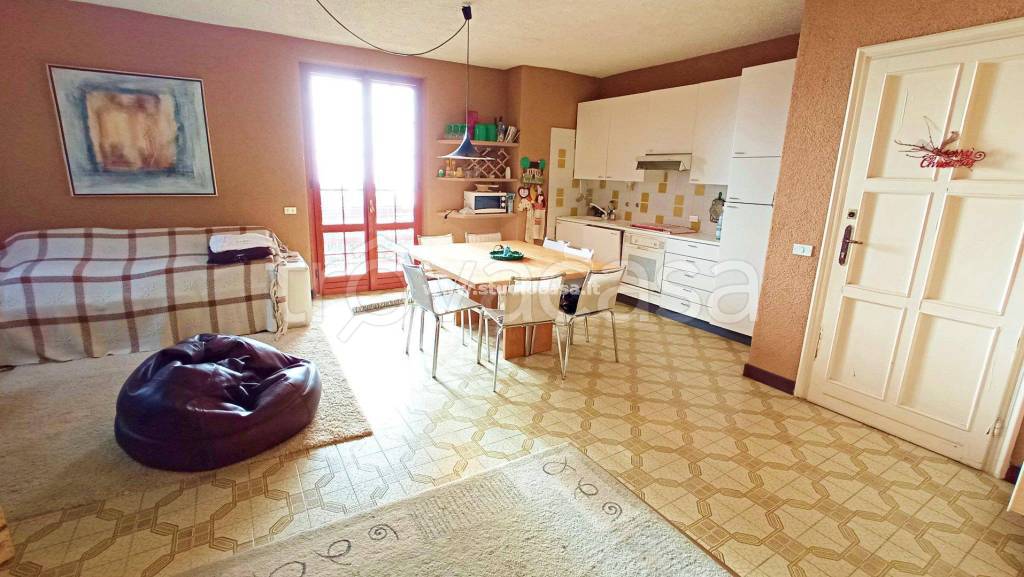 appartamento in vendita a Castione della Presolana