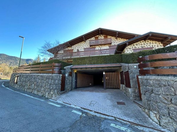appartamento in vendita a Castione della Presolana