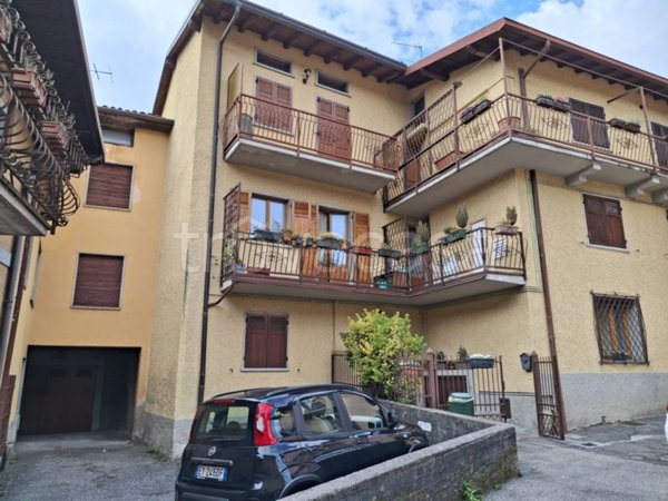 appartamento in vendita a Castione della Presolana