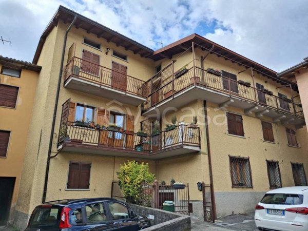 appartamento in vendita a Castione della Presolana