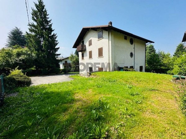appartamento in vendita a Castione della Presolana