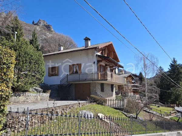 casa indipendente in vendita a Castione della Presolana