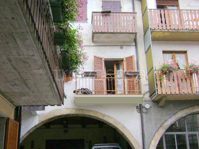 appartamento in vendita a Castione della Presolana