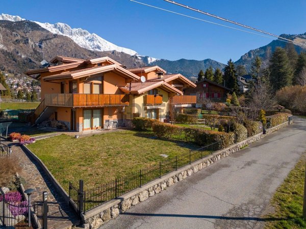 appartamento in vendita a Castione della Presolana