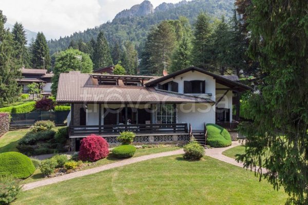 casa indipendente in vendita a Castione della Presolana