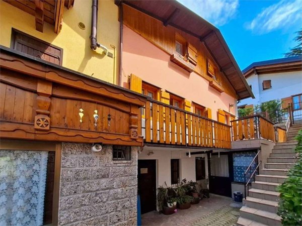 appartamento in vendita a Castione della Presolana