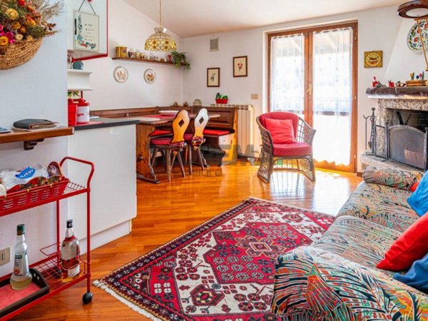 appartamento in vendita a Castione della Presolana