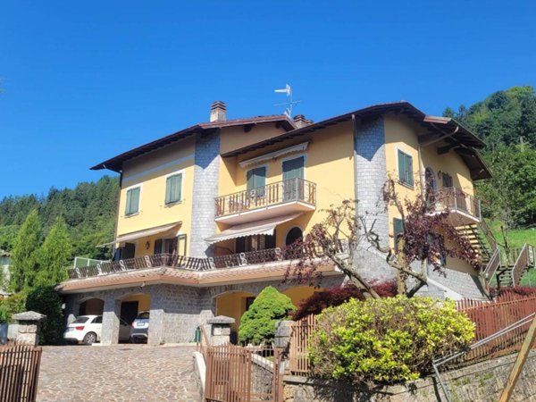 appartamento in vendita a Castione della Presolana