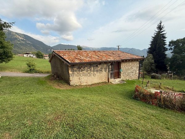 appartamento in vendita a Castione della Presolana