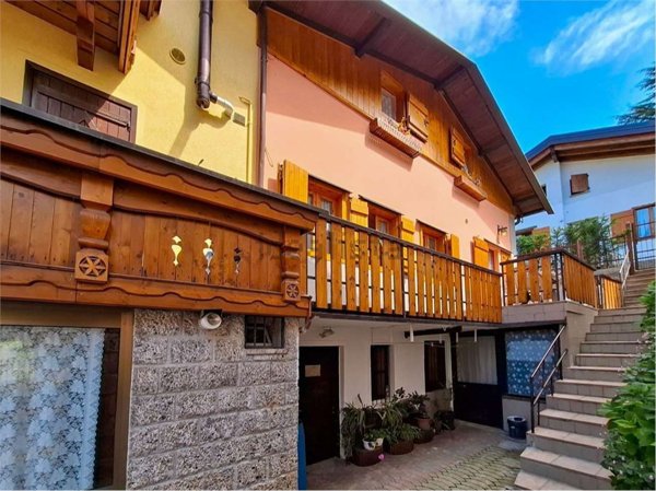 appartamento in vendita a Castione della Presolana