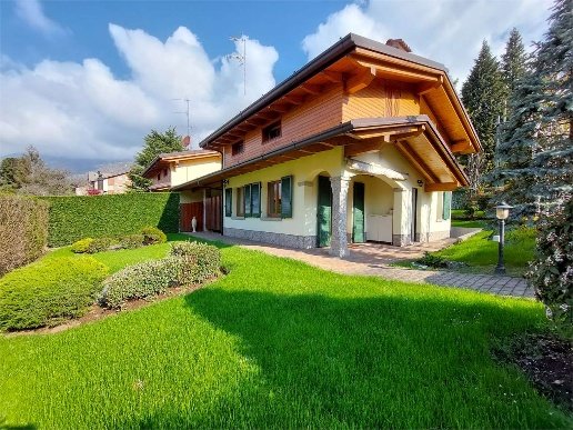 casa indipendente in vendita a Castione della Presolana