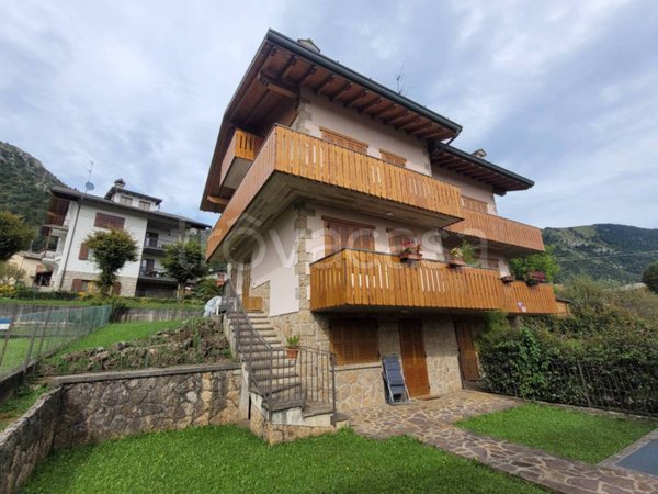 casa indipendente in vendita a Castione della Presolana