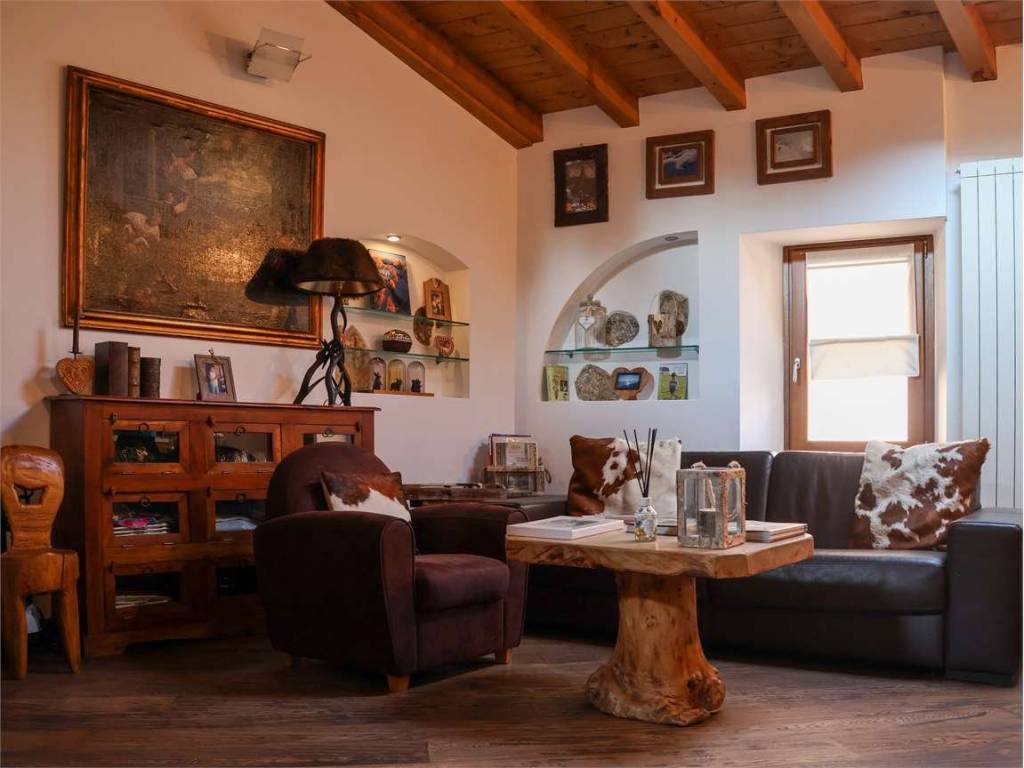 appartamento in vendita a Castione della Presolana