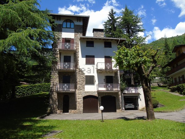 appartamento in vendita a Castione della Presolana