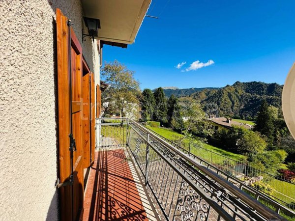 appartamento in vendita a Castione della Presolana