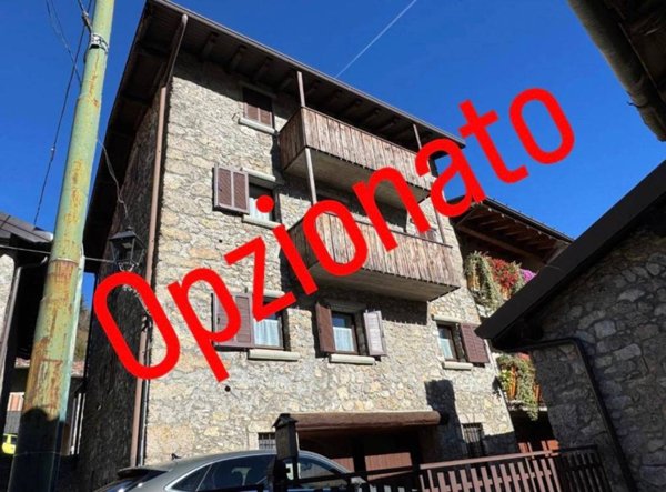 appartamento in vendita a Castione della Presolana