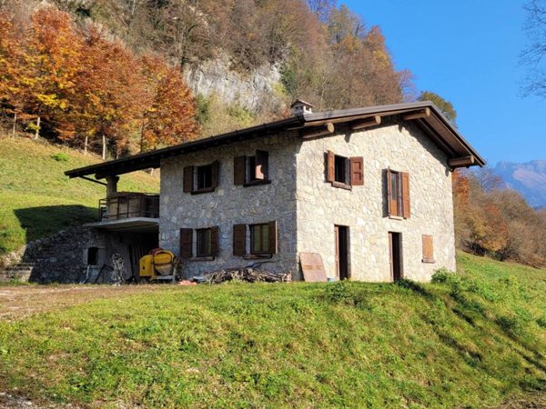 appartamento in vendita a Castione della Presolana