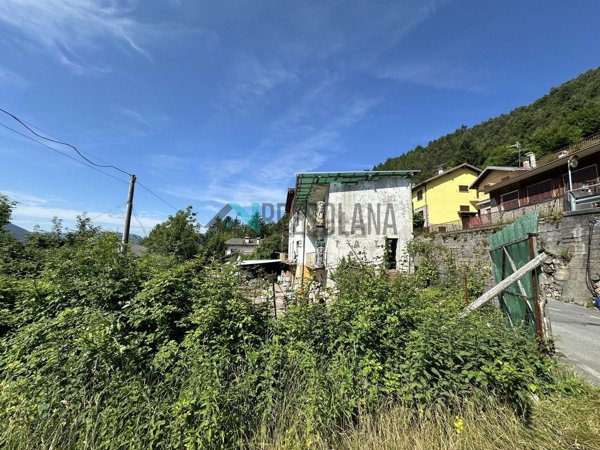 casa indipendente in vendita a Castione della Presolana