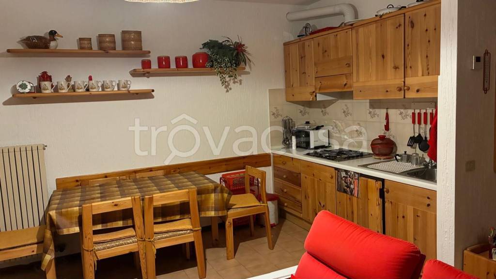 appartamento in vendita a Castione della Presolana