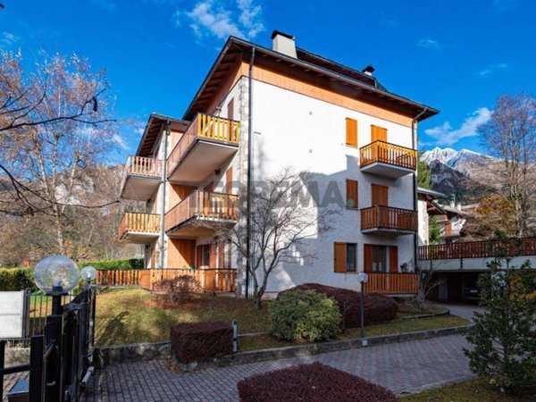 appartamento in vendita a Castione della Presolana