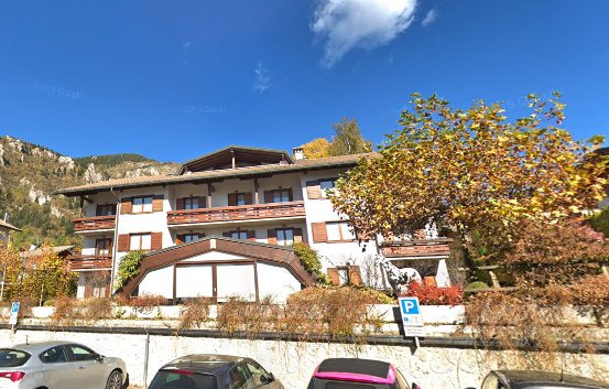 intera palazzina in vendita a Castione della Presolana