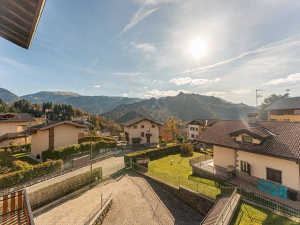 appartamento in vendita a Castione della Presolana