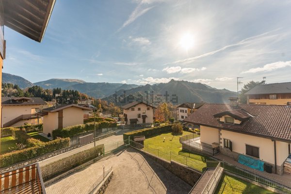 appartamento in vendita a Castione della Presolana