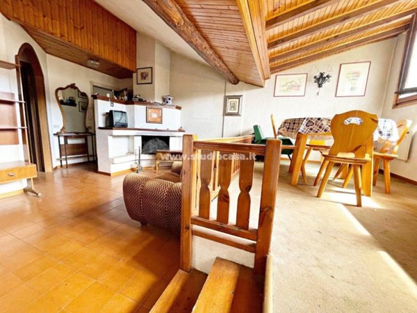 appartamento in vendita a Castione della Presolana