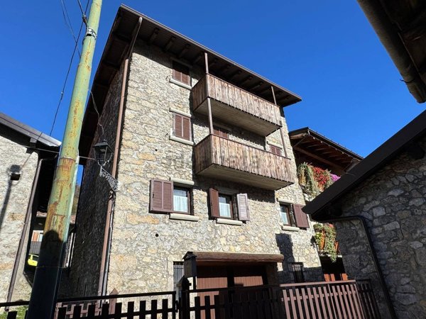 appartamento in vendita a Castione della Presolana