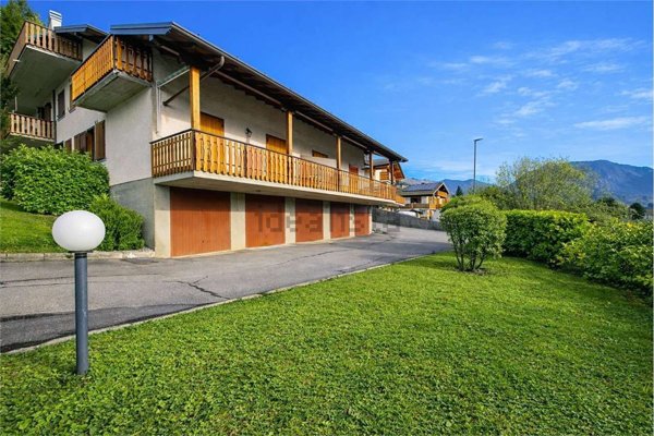 appartamento in vendita a Castione della Presolana