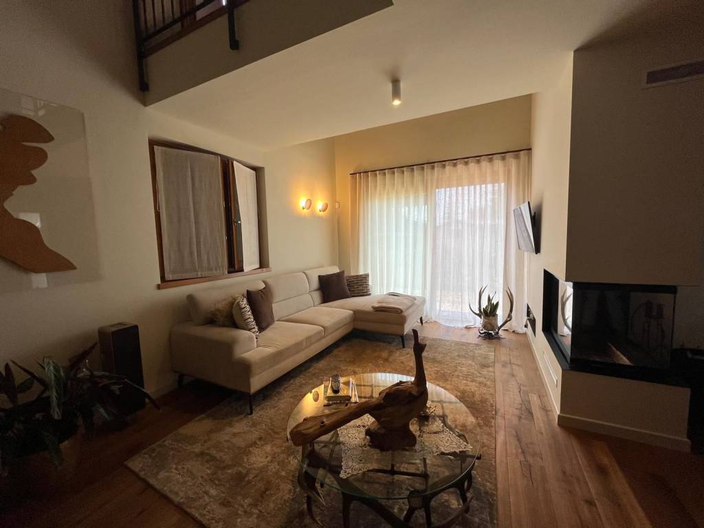 casa indipendente in vendita a Castione della Presolana