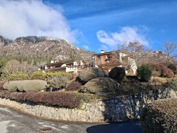 appartamento in vendita a Castione della Presolana