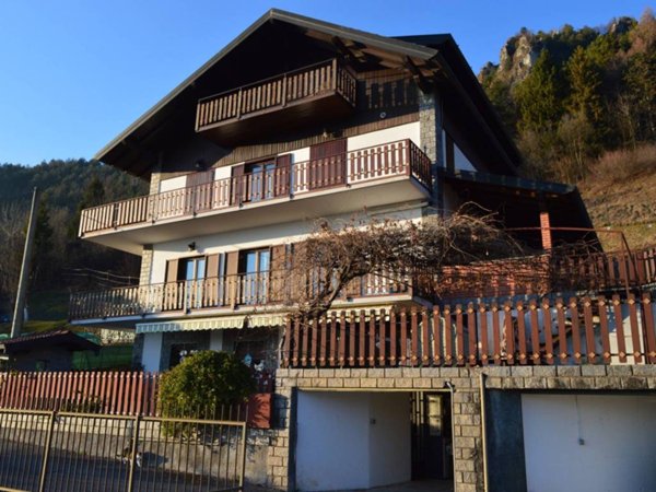 appartamento in vendita a Castione della Presolana