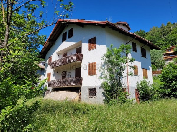 appartamento in vendita a Castione della Presolana