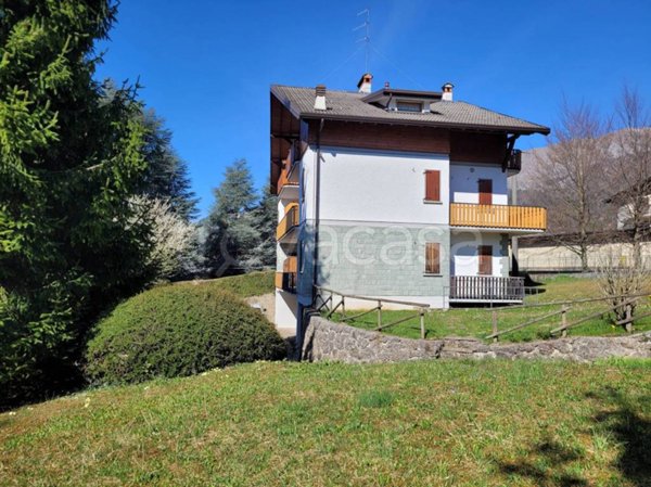 appartamento in vendita a Castione della Presolana