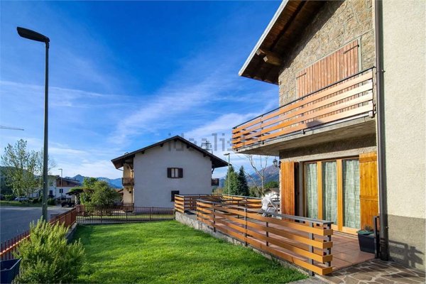 appartamento in vendita a Castione della Presolana