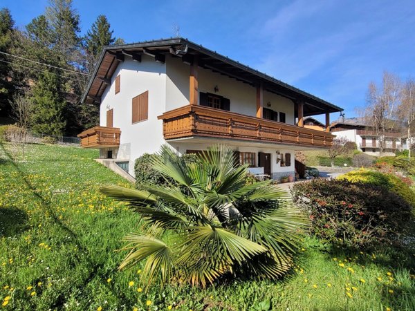 casa indipendente in vendita a Castione della Presolana