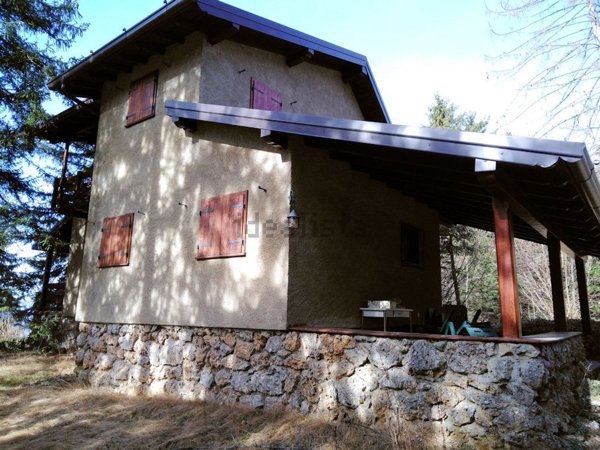 casa indipendente in vendita a Castione della Presolana