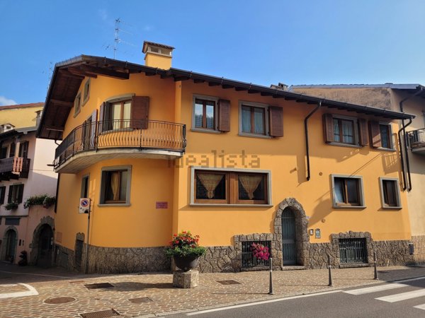 appartamento in vendita a Castione della Presolana