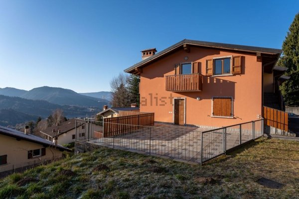 appartamento in vendita a Castione della Presolana