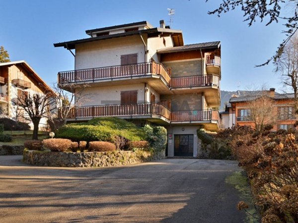 appartamento in vendita a Castione della Presolana