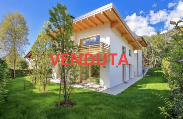 casa indipendente in vendita a Castione della Presolana